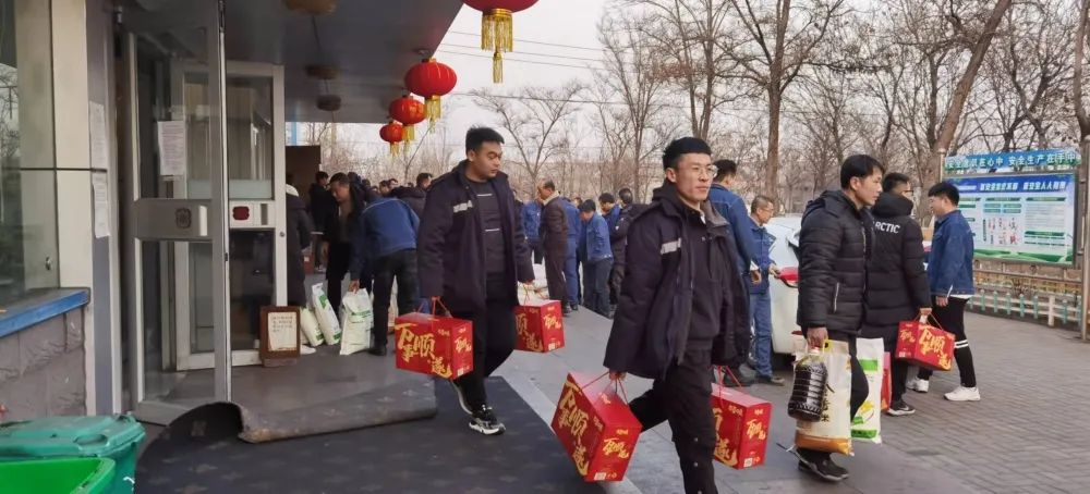 乐竞体育-乐竞体育·(中国)官方网站|西北碳化硅|绿碳化硅|黑碳化硅|碳化硅微粉|碳化硅颗粒|炼钢用碳化硅 乐竞体育-乐竞体育·(中国)官方网站|西北碳化硅|绿碳化硅|黑碳化硅|碳化硅微粉|碳化硅颗粒|炼钢用碳化硅