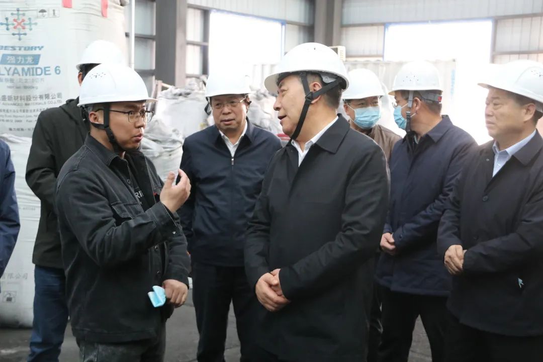 乐竞体育-乐竞体育·(中国)官方网站|西北碳化硅|绿碳化硅|黑碳化硅|碳化硅微粉|碳化硅颗粒|炼钢用碳化硅 乐竞体育-乐竞体育·(中国)官方网站|西北碳化硅|绿碳化硅|黑碳化硅|碳化硅微粉|碳化硅颗粒|炼钢用碳化硅