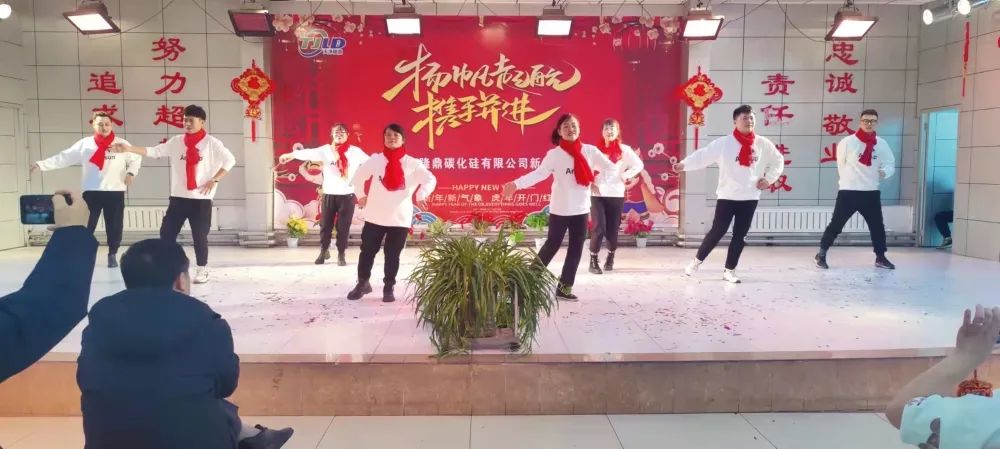 乐竞体育-乐竞体育·(中国)官方网站|西北碳化硅|绿碳化硅|黑碳化硅|碳化硅微粉|碳化硅颗粒|炼钢用碳化硅 乐竞体育-乐竞体育·(中国)官方网站|西北碳化硅|绿碳化硅|黑碳化硅|碳化硅微粉|碳化硅颗粒|炼钢用碳化硅