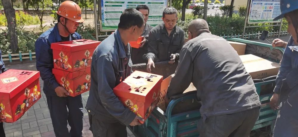 乐竞体育-乐竞体育·(中国)官方网站|西北碳化硅|绿碳化硅|黑碳化硅|碳化硅微粉|碳化硅颗粒|炼钢用碳化硅 乐竞体育-乐竞体育·(中国)官方网站|西北碳化硅|绿碳化硅|黑碳化硅|碳化硅微粉|碳化硅颗粒|炼钢用碳化硅
