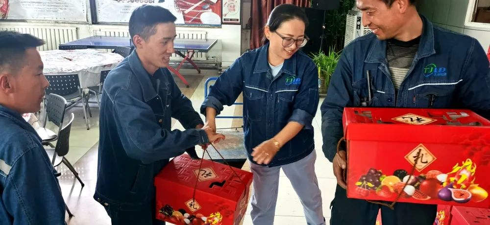乐竞体育-乐竞体育·(中国)官方网站|西北碳化硅|绿碳化硅|黑碳化硅|碳化硅微粉|碳化硅颗粒|炼钢用碳化硅 乐竞体育-乐竞体育·(中国)官方网站|西北碳化硅|绿碳化硅|黑碳化硅|碳化硅微粉|碳化硅颗粒|炼钢用碳化硅