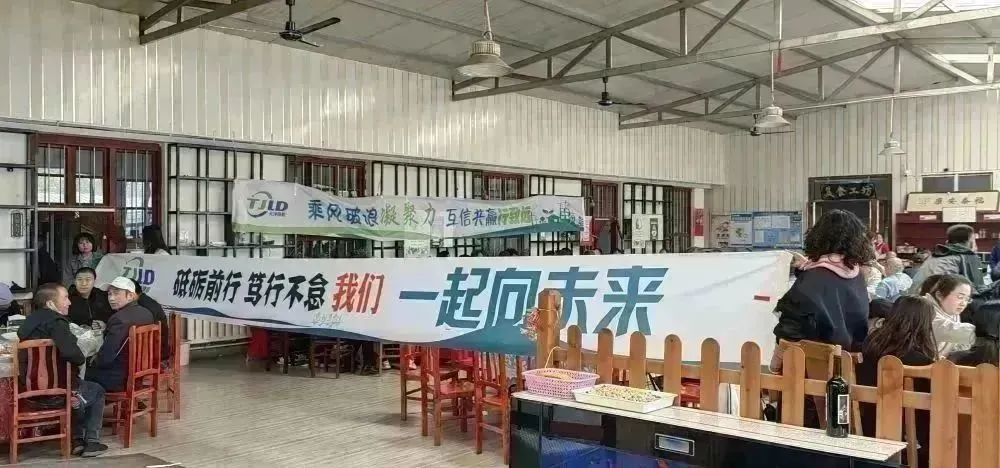 乐竞体育-乐竞体育·(中国)官方网站|西北碳化硅|绿碳化硅|黑碳化硅|碳化硅微粉|碳化硅颗粒|炼钢用碳化硅