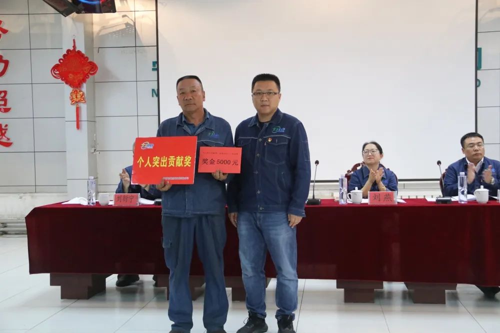 乐竞体育-乐竞体育·(中国)官方网站|西北碳化硅|绿碳化硅|黑碳化硅|碳化硅微粉|碳化硅颗粒|炼钢用碳化硅 乐竞体育-乐竞体育·(中国)官方网站|西北碳化硅|绿碳化硅|黑碳化硅|碳化硅微粉|碳化硅颗粒|炼钢用碳化硅