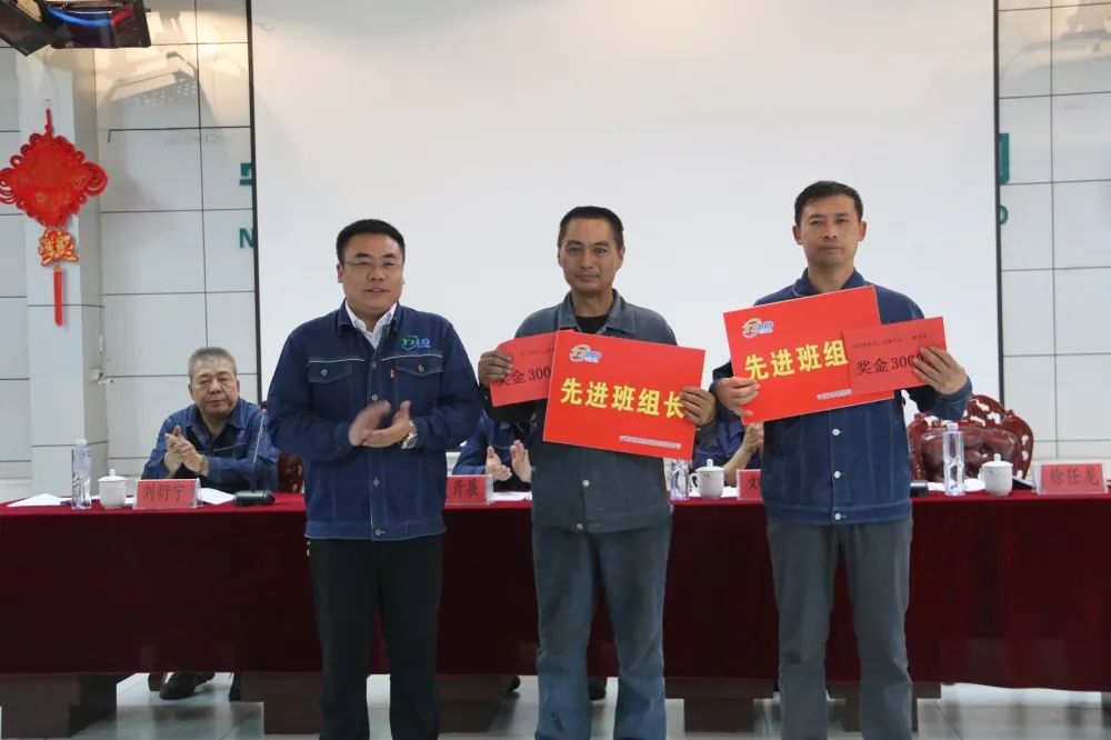 乐竞体育-乐竞体育·(中国)官方网站|西北碳化硅|绿碳化硅|黑碳化硅|碳化硅微粉|碳化硅颗粒|炼钢用碳化硅 乐竞体育-乐竞体育·(中国)官方网站|西北碳化硅|绿碳化硅|黑碳化硅|碳化硅微粉|碳化硅颗粒|炼钢用碳化硅