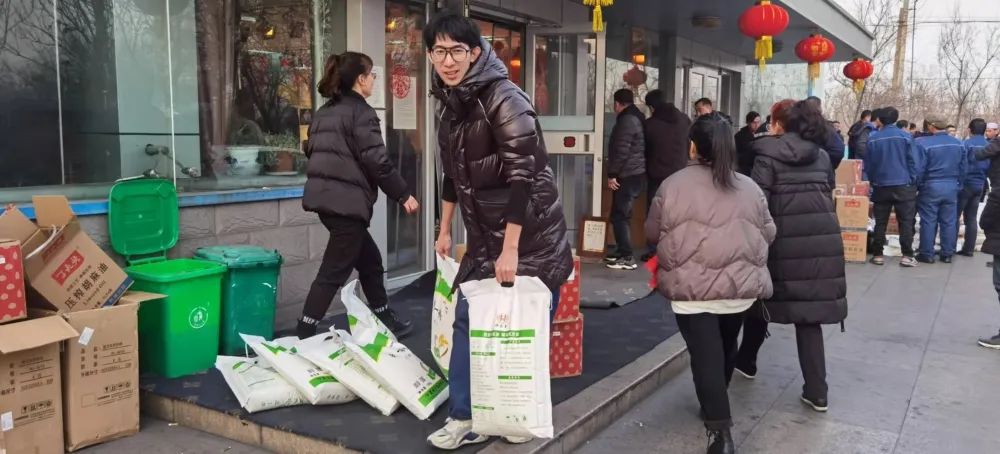 乐竞体育-乐竞体育·(中国)官方网站|西北碳化硅|绿碳化硅|黑碳化硅|碳化硅微粉|碳化硅颗粒|炼钢用碳化硅 乐竞体育-乐竞体育·(中国)官方网站|西北碳化硅|绿碳化硅|黑碳化硅|碳化硅微粉|碳化硅颗粒|炼钢用碳化硅
