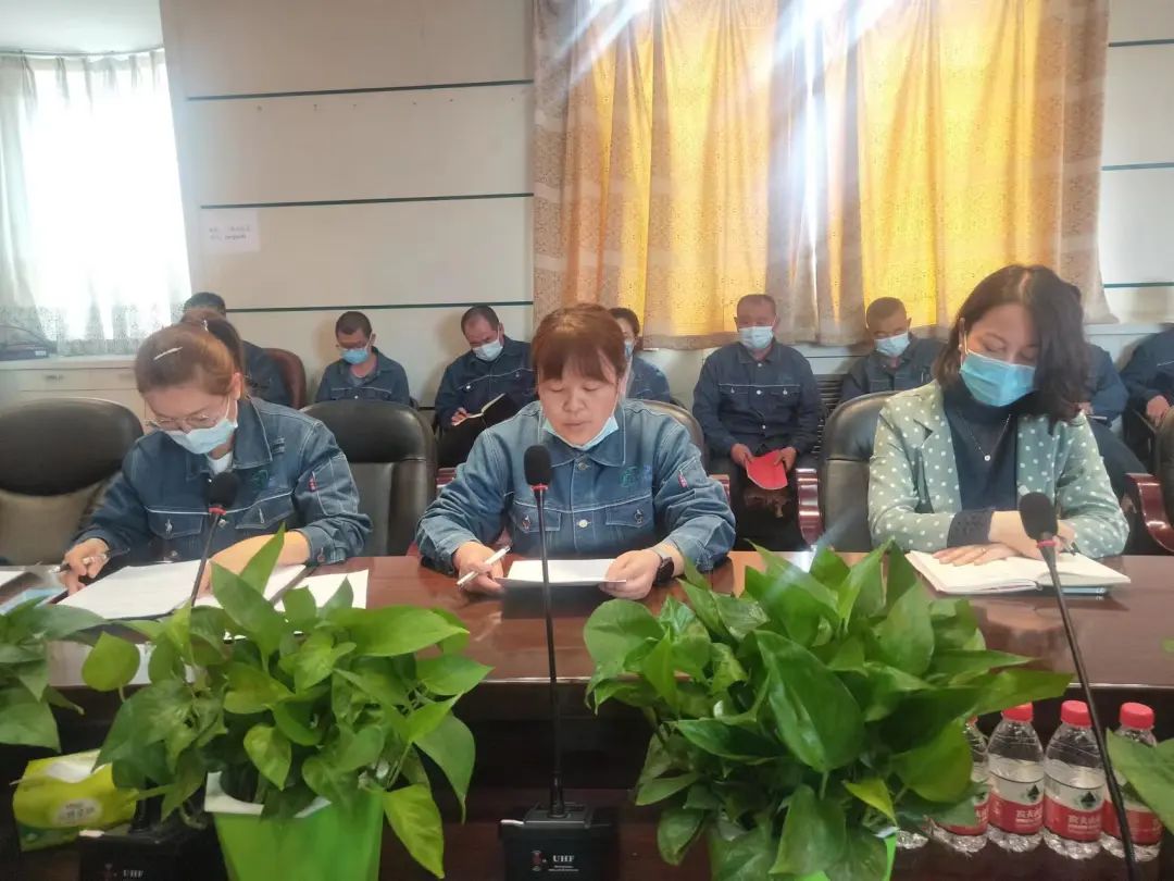 乐竞体育-乐竞体育·(中国)官方网站|西北碳化硅|绿碳化硅|黑碳化硅|碳化硅微粉|碳化硅颗粒|炼钢用碳化硅 乐竞体育-乐竞体育·(中国)官方网站|西北碳化硅|绿碳化硅|黑碳化硅|碳化硅微粉|碳化硅颗粒|炼钢用碳化硅