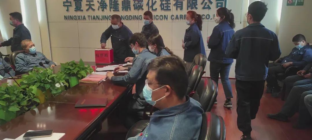 乐竞体育-乐竞体育·(中国)官方网站|西北碳化硅|绿碳化硅|黑碳化硅|碳化硅微粉|碳化硅颗粒|炼钢用碳化硅 乐竞体育-乐竞体育·(中国)官方网站|西北碳化硅|绿碳化硅|黑碳化硅|碳化硅微粉|碳化硅颗粒|炼钢用碳化硅