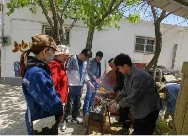 乐竞体育-乐竞体育·(中国)官方网站|西北碳化硅|绿碳化硅|黑碳化硅|碳化硅微粉|碳化硅颗粒|炼钢用碳化硅 乐竞体育-乐竞体育·(中国)官方网站|西北碳化硅|绿碳化硅|黑碳化硅|碳化硅微粉|碳化硅颗粒|炼钢用碳化硅