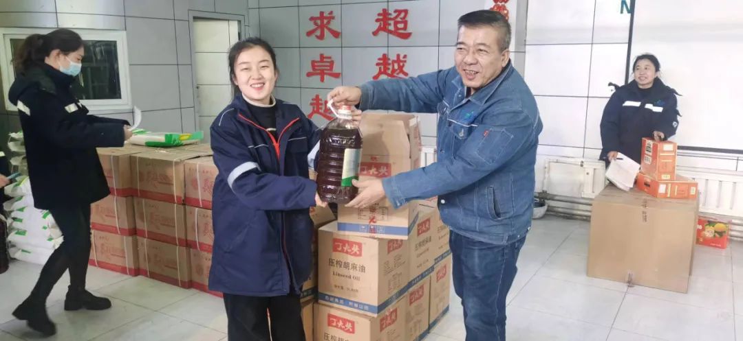 乐竞体育-乐竞体育·(中国)官方网站|西北碳化硅|绿碳化硅|黑碳化硅|碳化硅微粉|碳化硅颗粒|炼钢用碳化硅